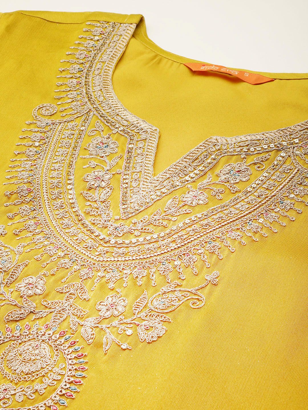 Dhiyona IE Ethnic Motifs Yoke Design Sequinned Kurta With Trousers & Dupatta