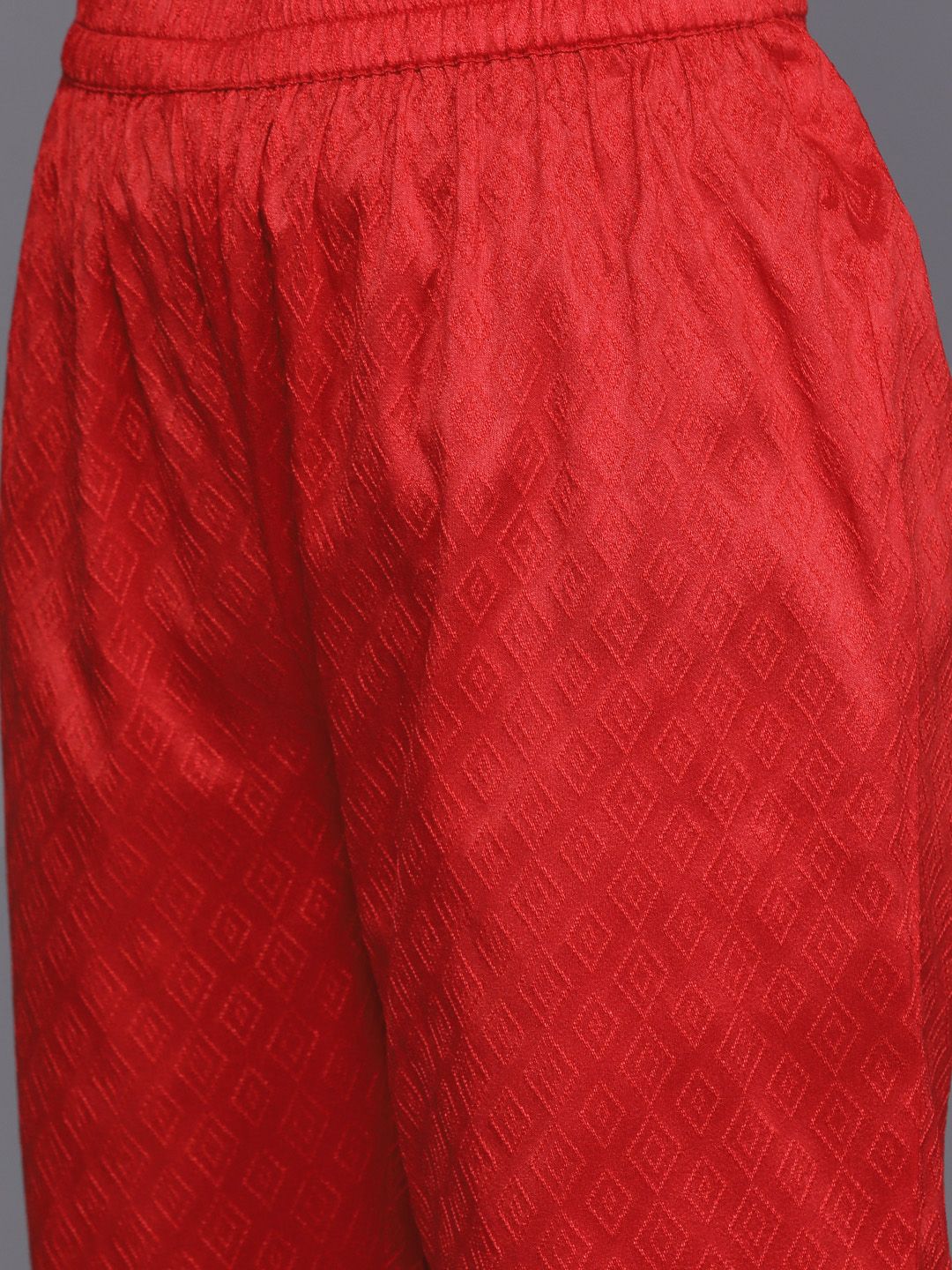 Dhiyona VA Women's Red Kurta with Trousers & With Dupatta