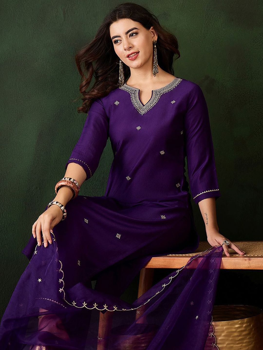 Dhiyona SN Women's Floral Embroidered Three-Quarter Sleeves Straight Kurta & Trouser & Dupatta