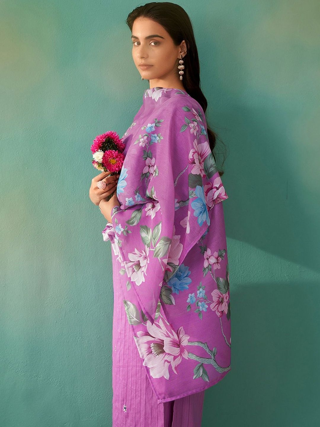 Women Ethnic Motifs Embroidered Regular Thread Work Pure Cotton Kurta with Trousers & With Dupatta