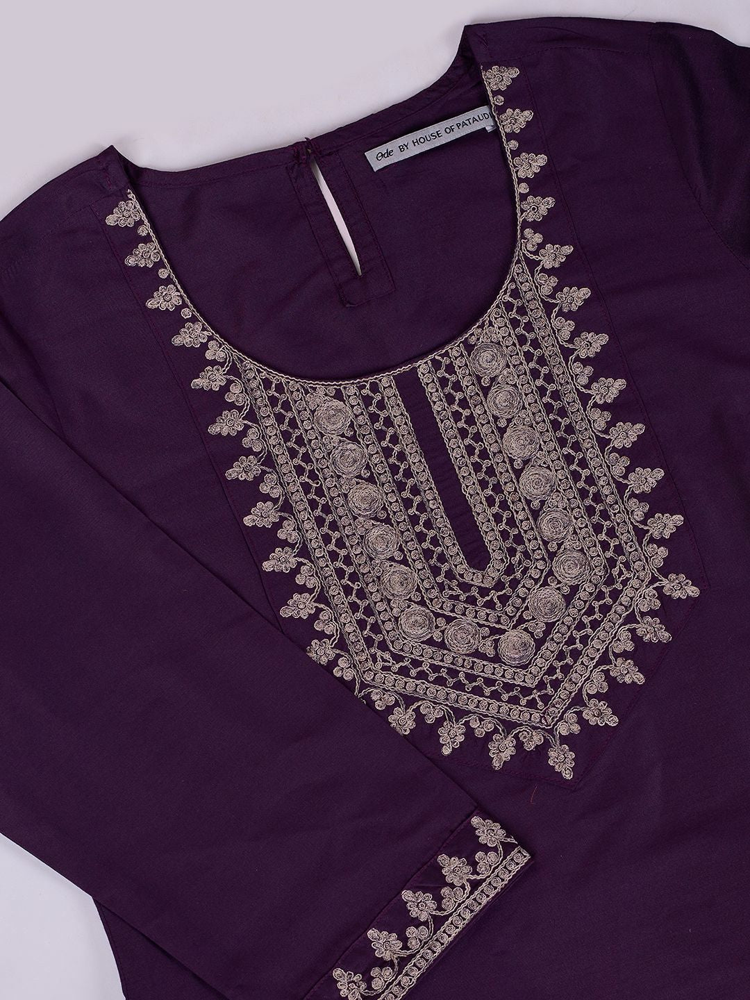 Dhiyona OD Women Embroidered Side Slits Straight Kurta