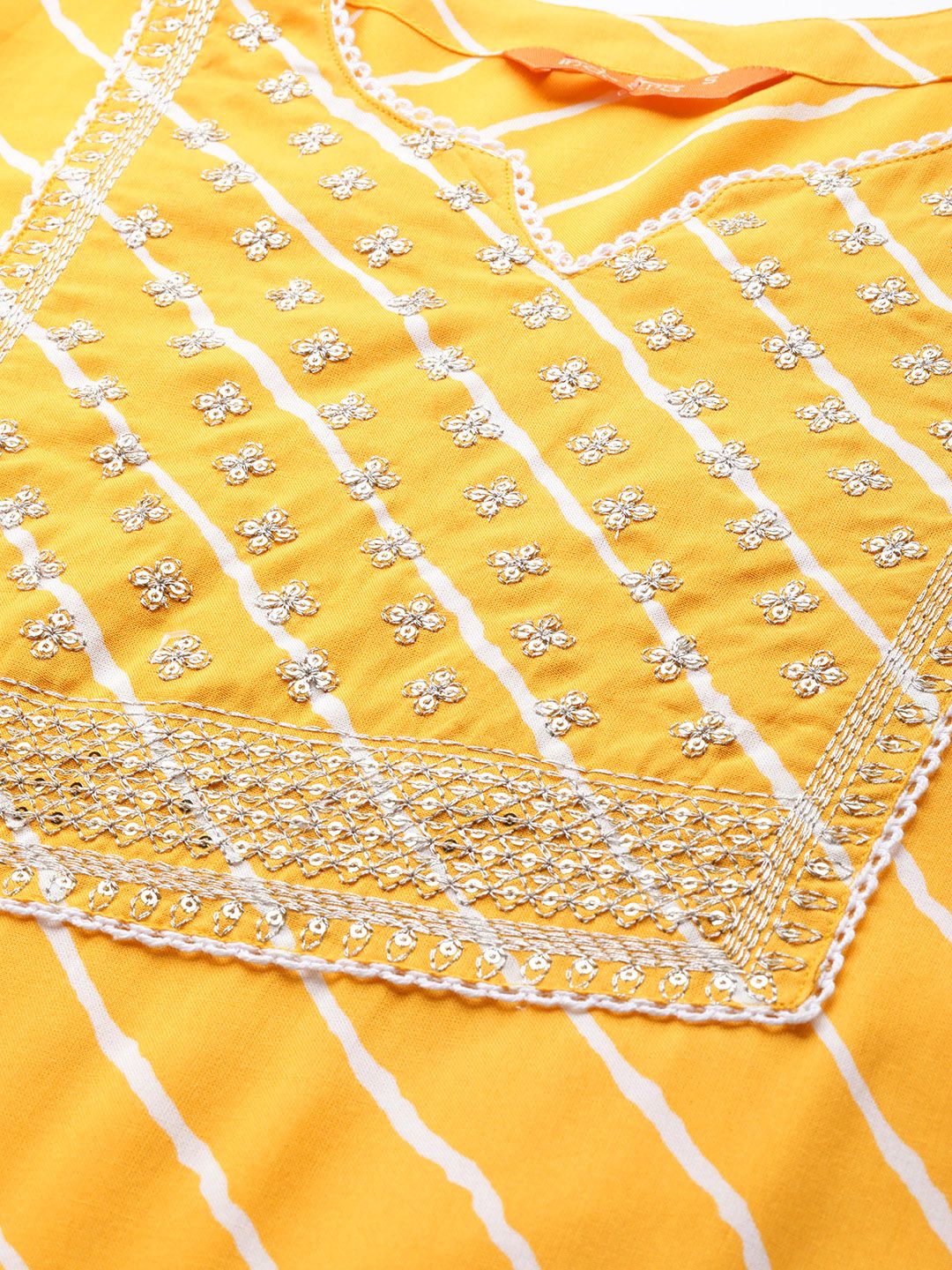 Dhiyona IE Women Leheriya Printed Sequinned Kurta