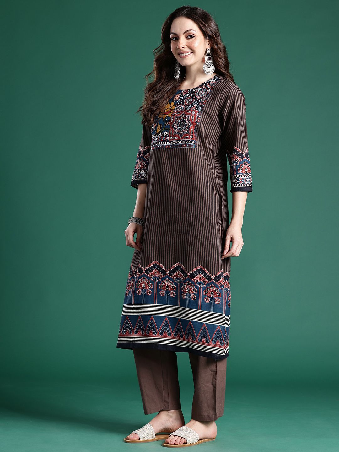 Dhiyona IE Ethnic Motifs Striped Sequinned Pure Cotton Kurta With Trousers & Dupatta