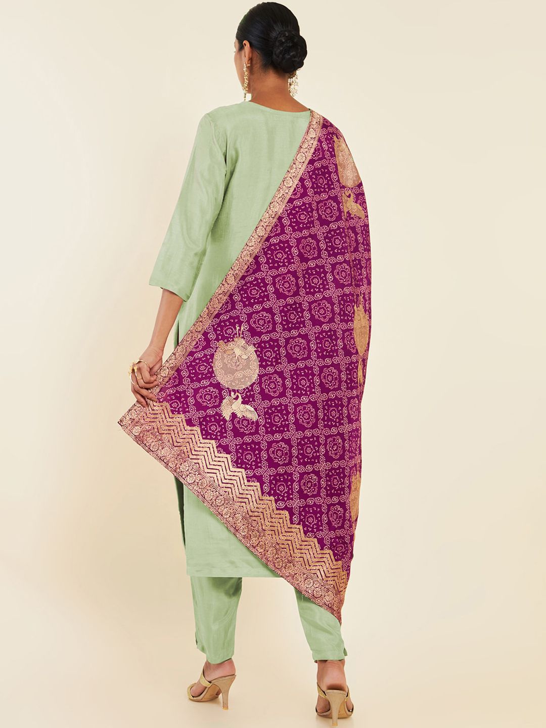 Dhiyona SO Women's Floral Embroidered Yoke Design Kurta With Trousers & Dupatta