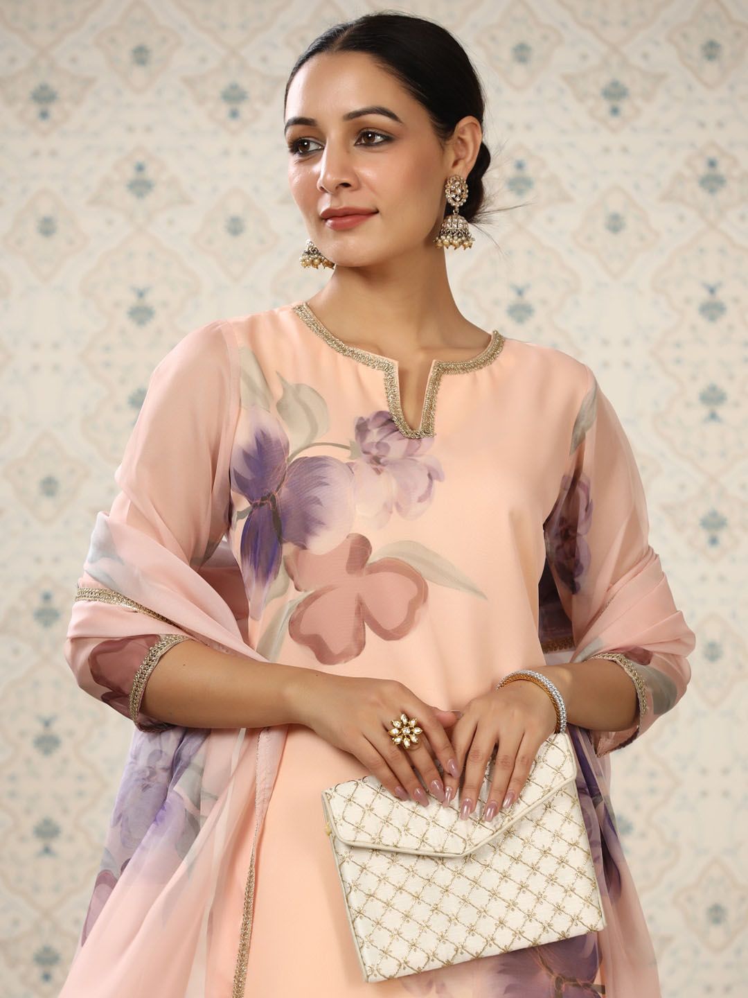 Dhiyona OD Floral Printed Regular Kurta With Trousers & Dupatta
