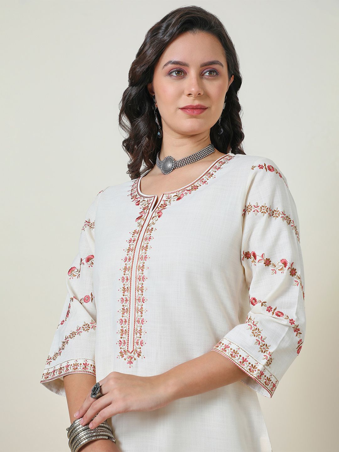 Dhiyona SO Women's Cream-Coloured Floral Yoke Design Thread Work Straight Kurta With Palazzos