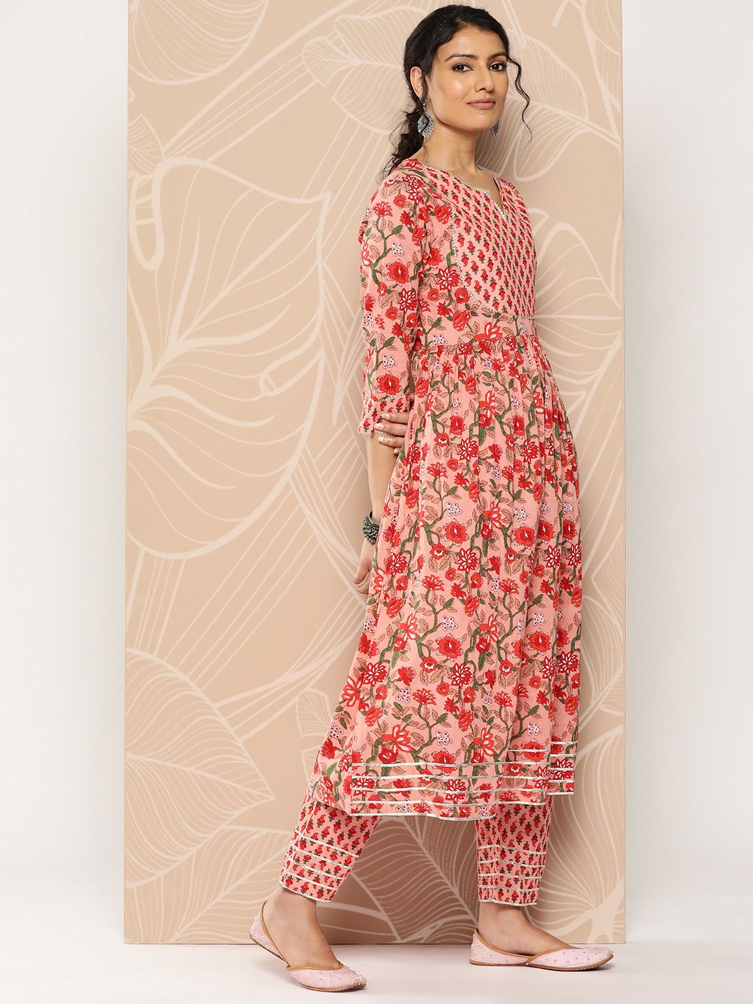 Dhiyona VA Women'sFloral Printed Empire Gotta Patti Pure Cotton Kurta With Trousers & Dupatta