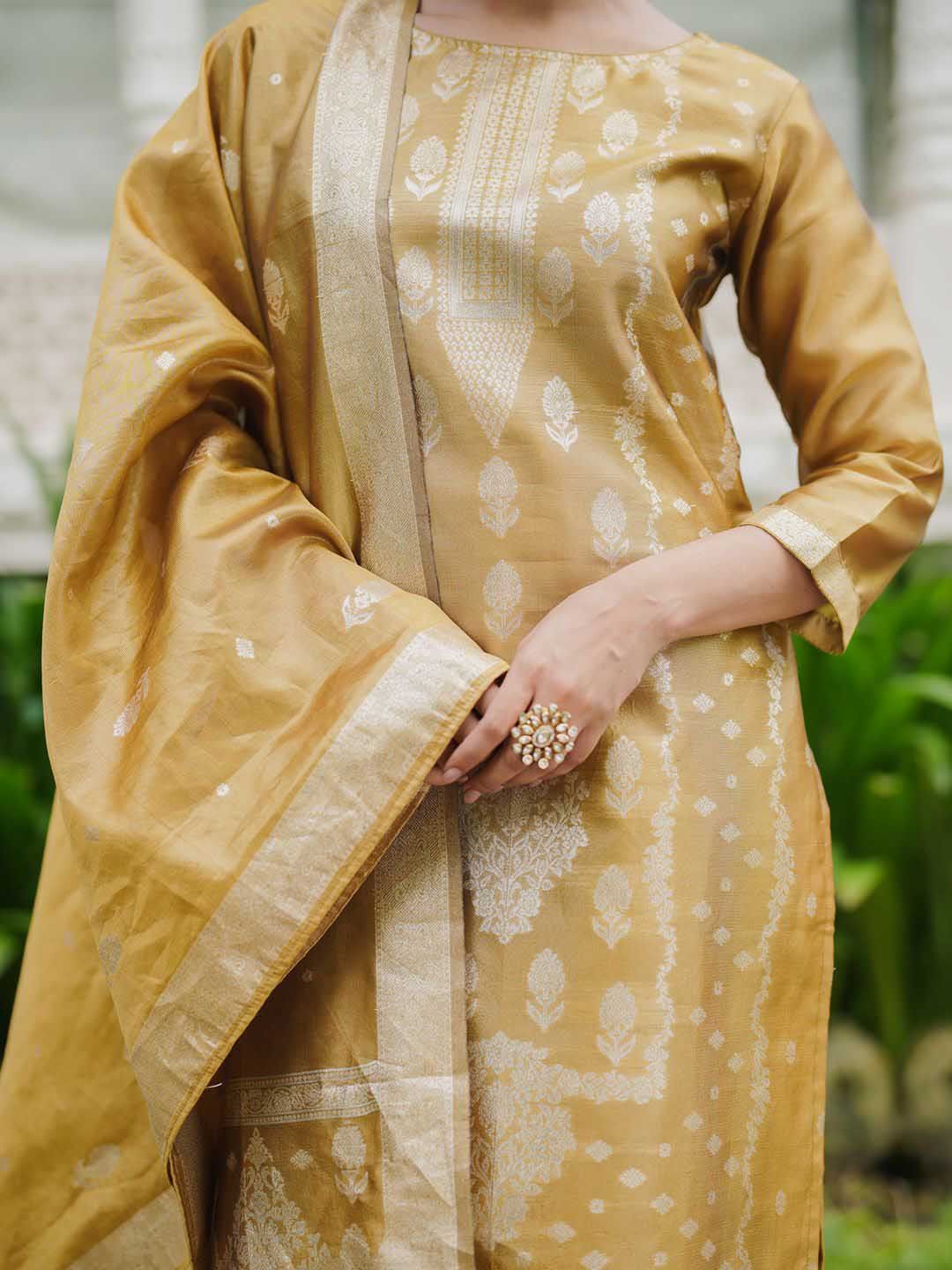 Dhiyona IE Ethnic Motifs Woven Design Straight Kurta With Trousers & Dupatta