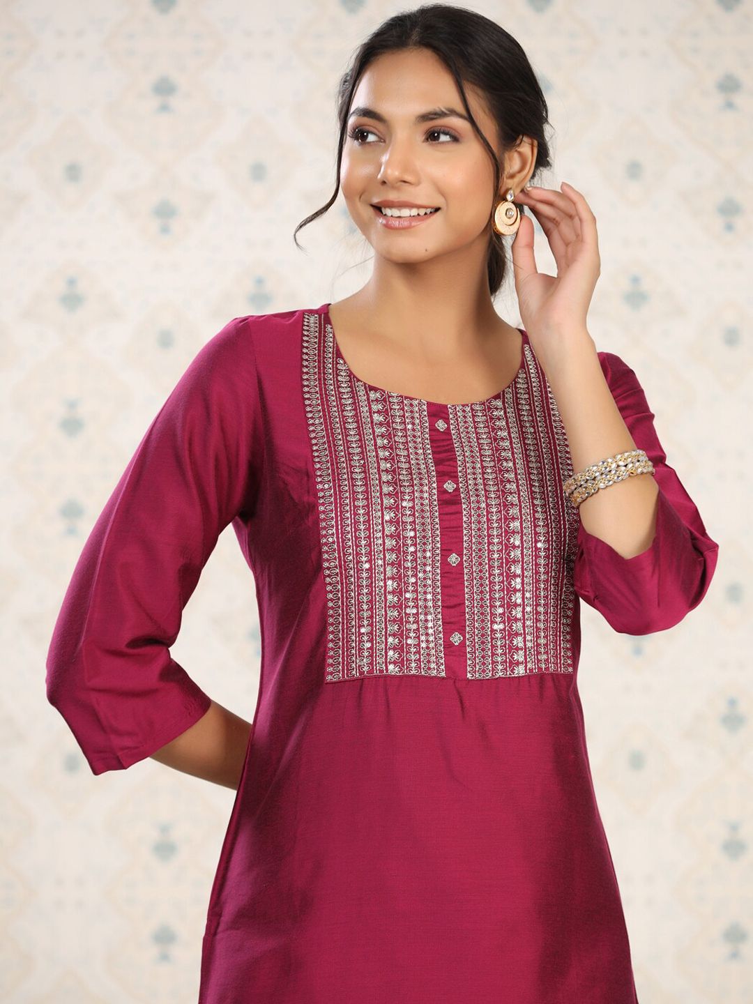 Dhiyona OD Yoke Design Embroidered Kurta with Trousers