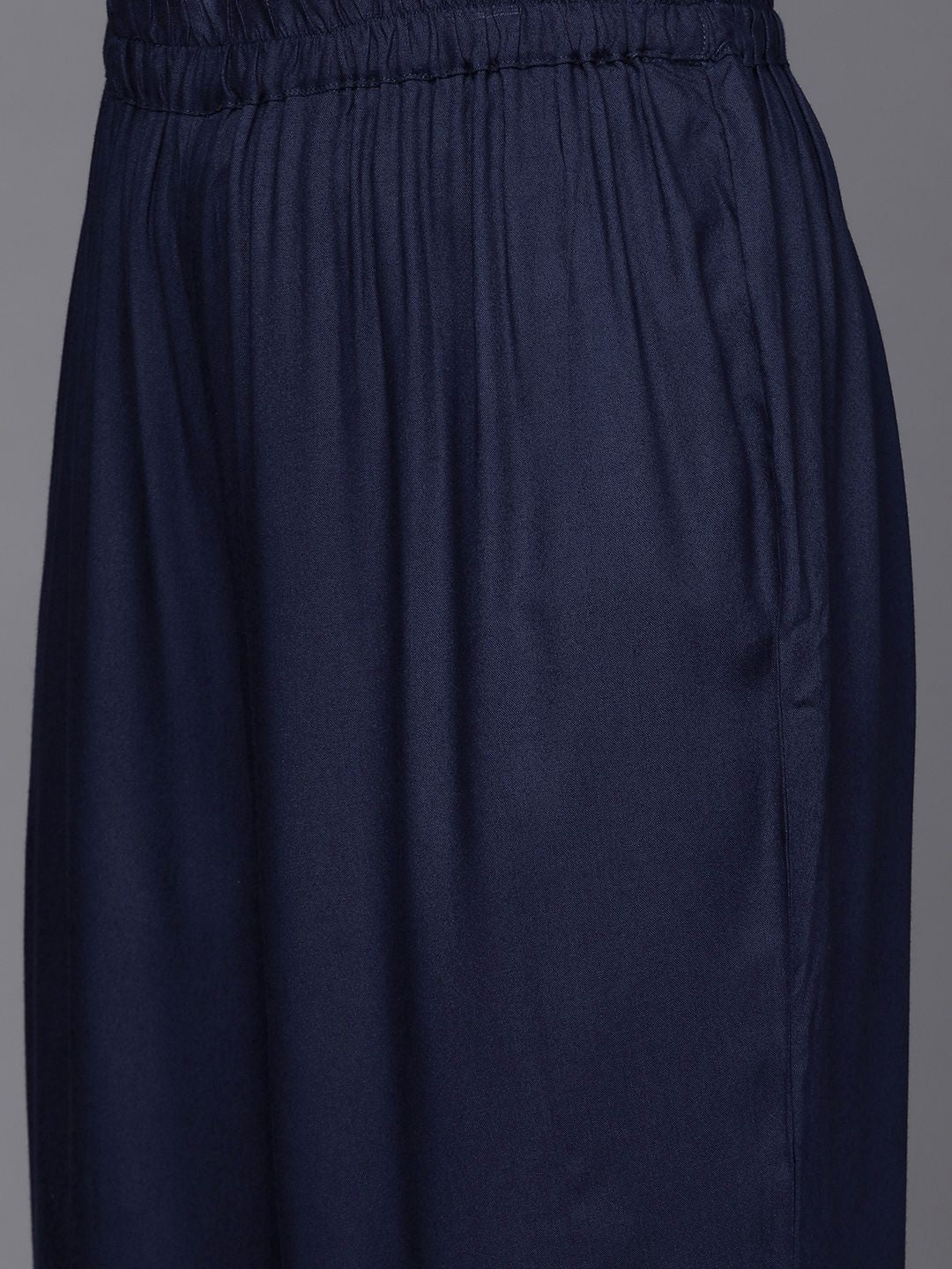 Dhiyona VA Women's Navy Blue Yoke Design Thread Work Pure Cotton Kurta with Trousers