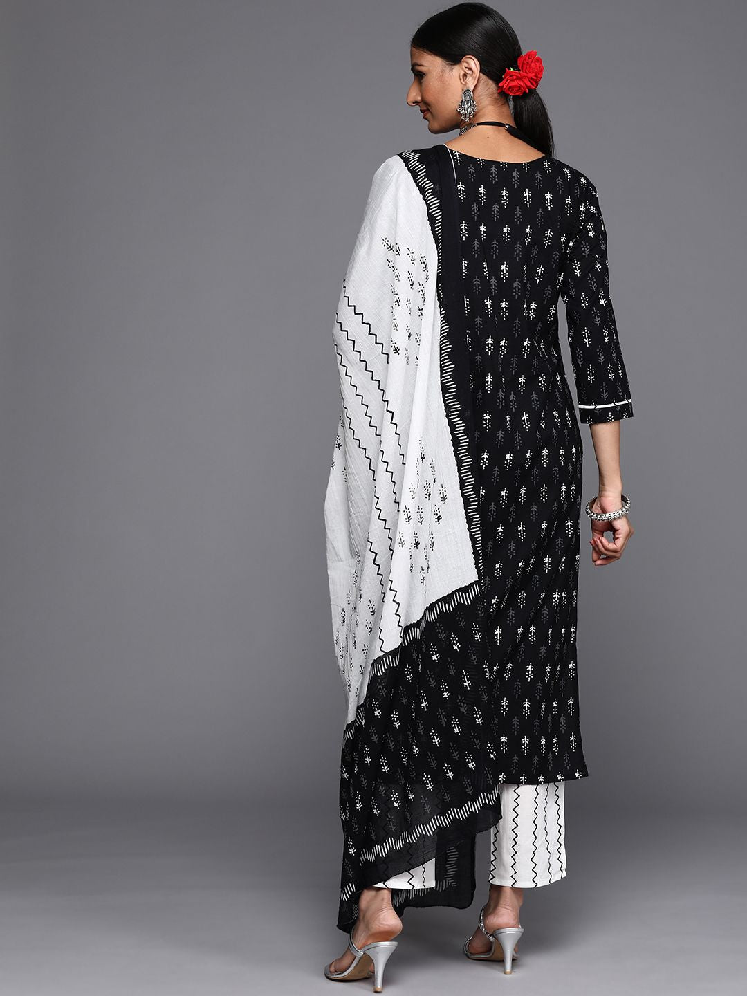 Dhiyona VA Women's Black Ethnic Motifs Printed Pure Cotton Kurta with Trousers & Dupatta