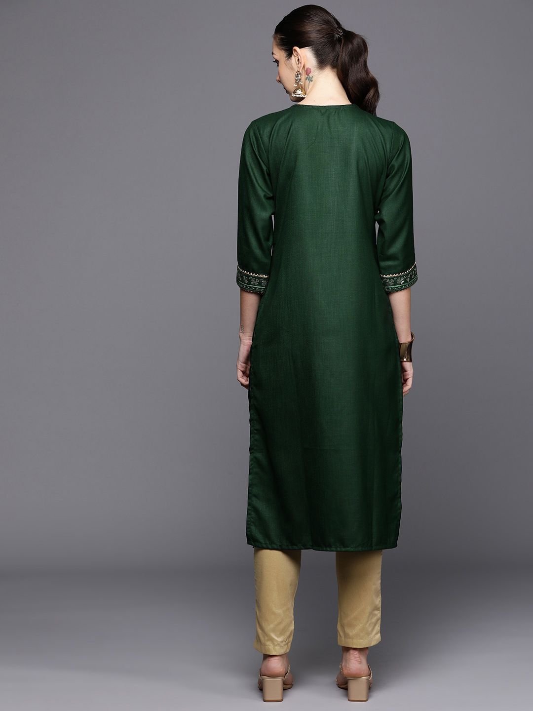 Dhiyona IE Ethnic Motifs Embroidered Sequinned Detail Straight Kurta