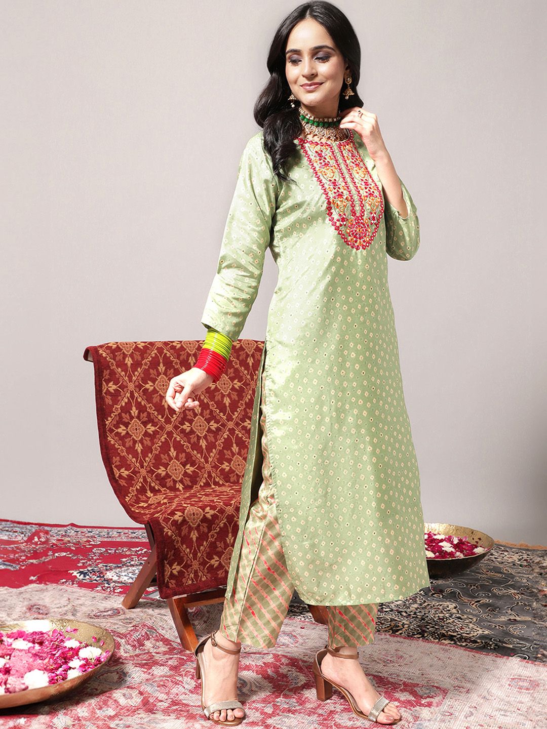 Dhiyona VA Women's Green Leheriya Embroidered Mirror Work Kurta with Trousers & With Dupatta