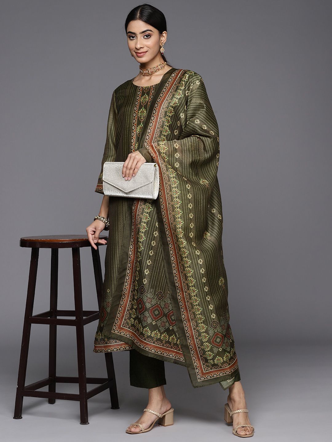 Dhiyona VA Women's Ethnic Motifs Printed Chanderi Silk Kurta with Trousers & With Dupatta