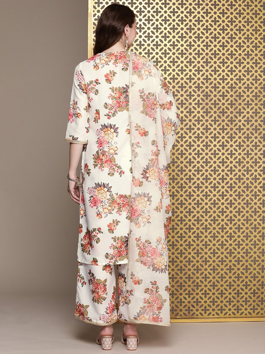 Dhiyona PD Women Women Floral Printed Gotta Patti Kurta with Palazzos & Dupatta