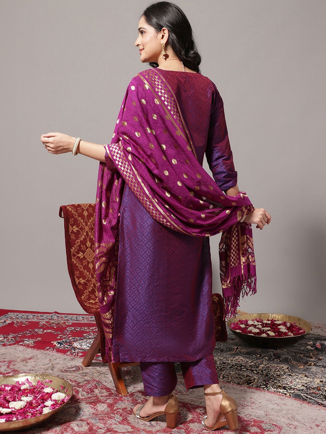 Dhiyona VA Women's Ethnic Motifs Woven Design Regular Zari Work Kurta With Trousers & Dupatta