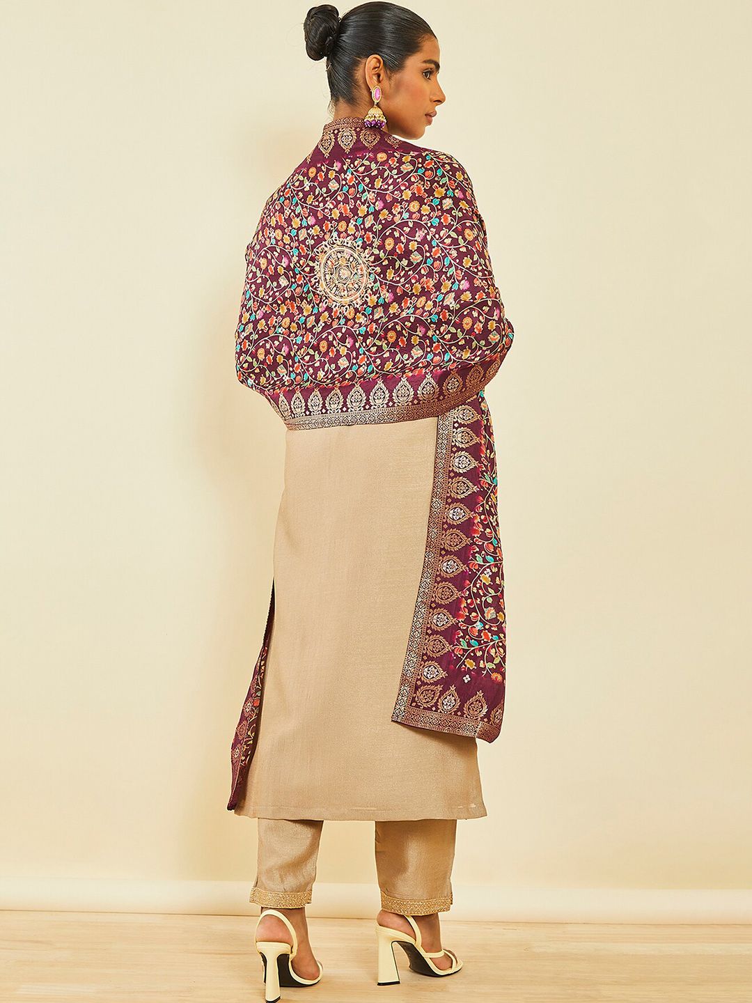 Dhiyona SO Women's Ethnic Motifs Embroidered Sequinned Detail Straight Kurta & Trousers With Dupatta