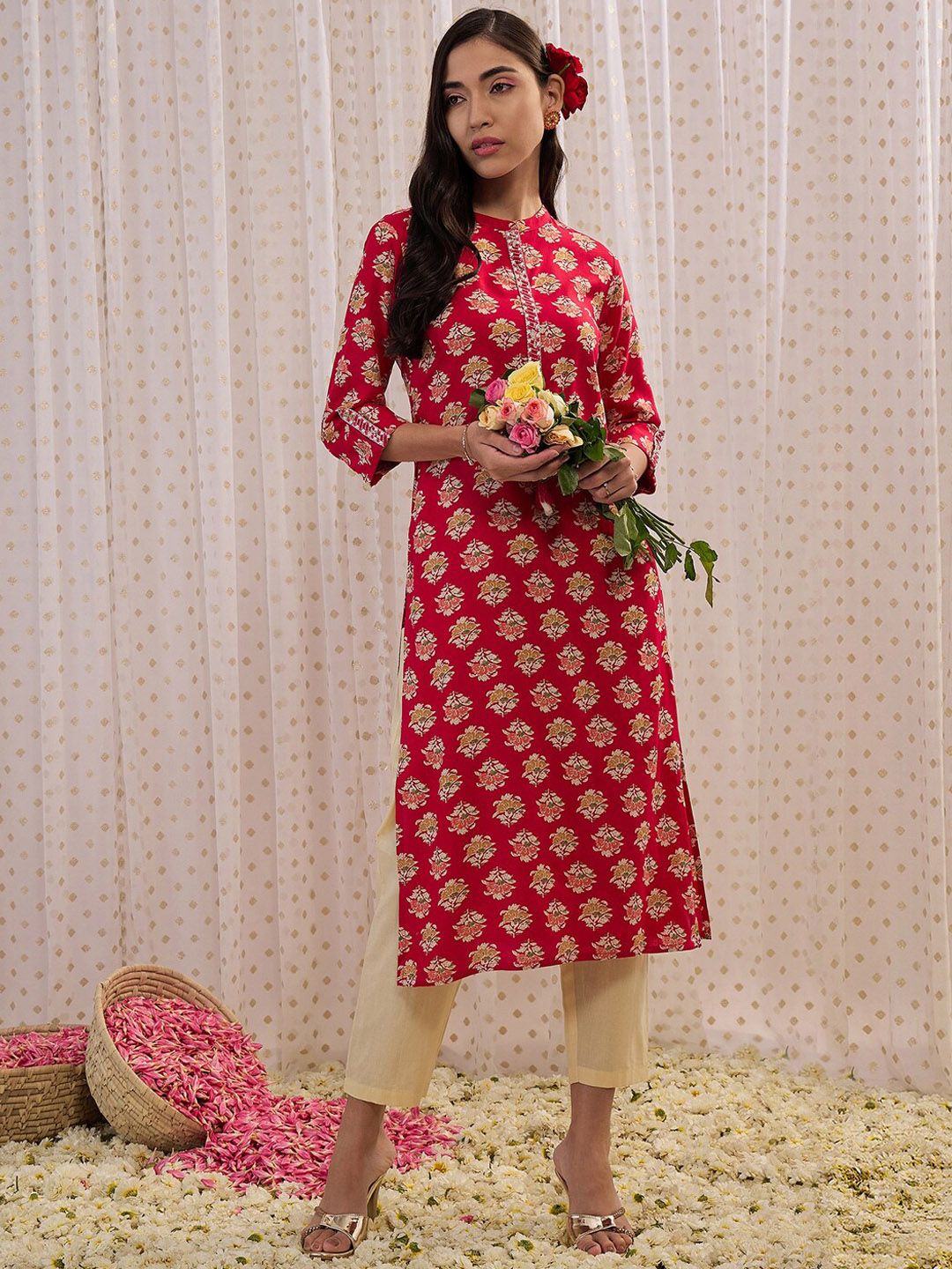Dhiyona IE Floral Printed Mandarin Collar Three-Quarter Sleeves Kurta