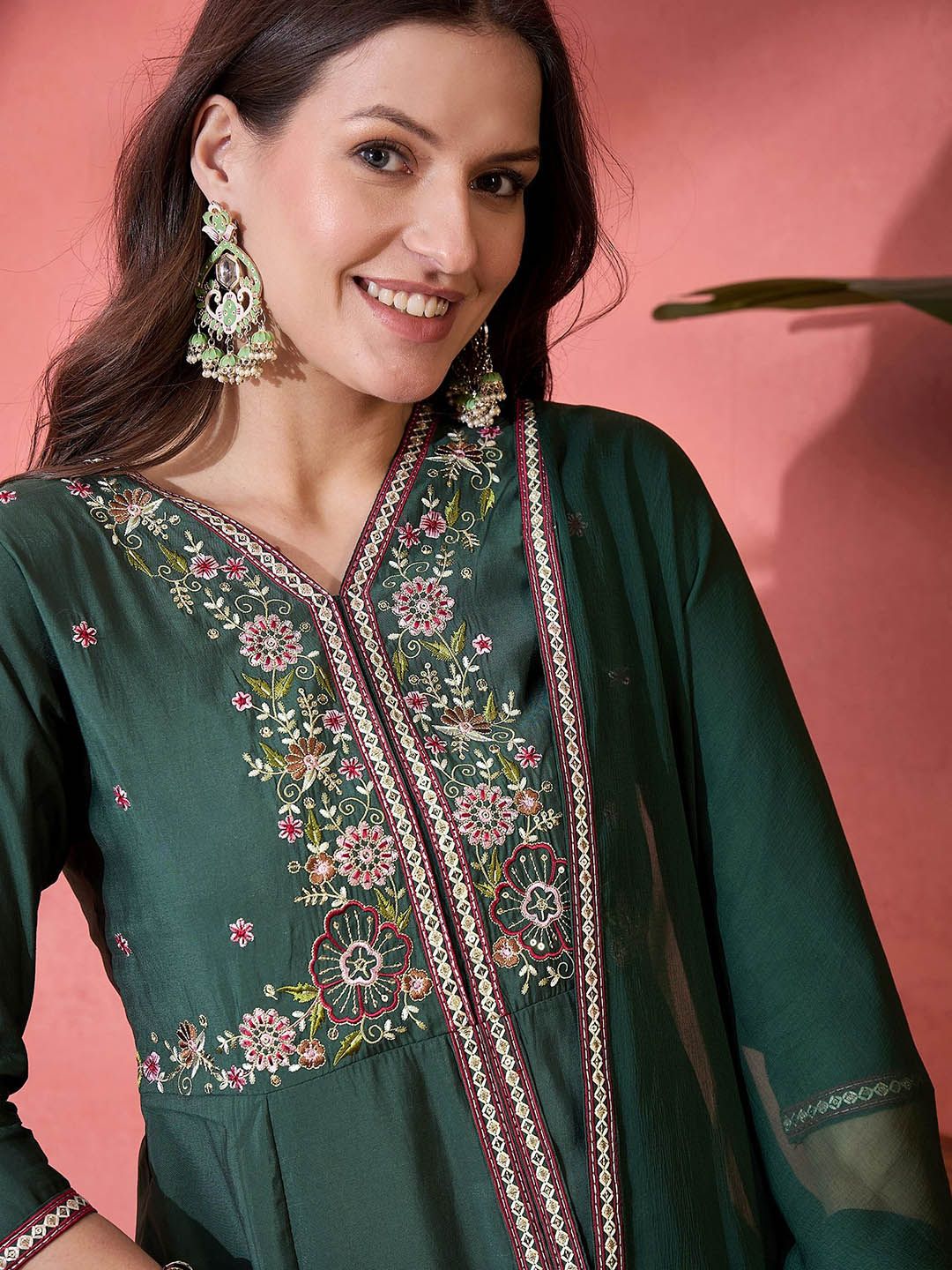 Dhiyona SN Women's Embroidered Anarkali Kurta Set With Dupatta