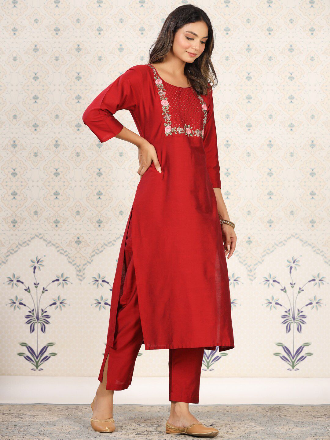 Dhiyona OD Floral Embroidered Kurta
