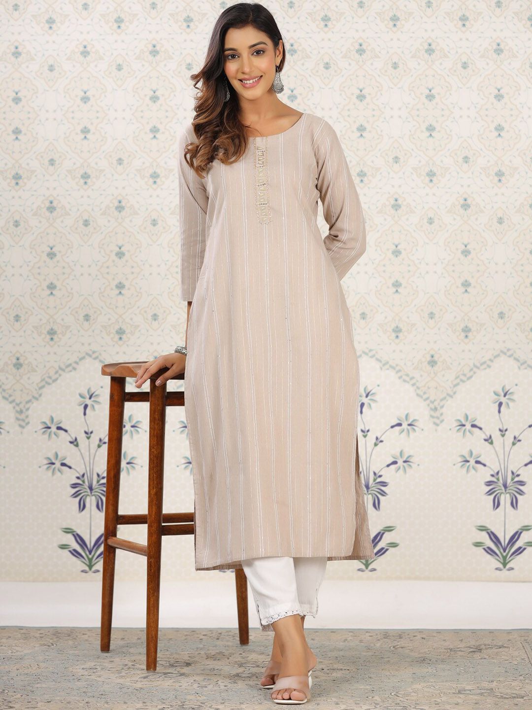 Dhiyona OD Striped Round Neck Straight Cotton Kurta