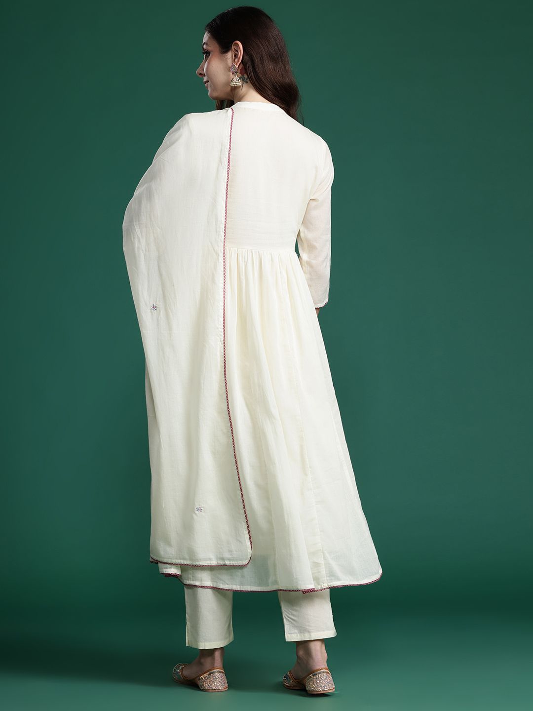 Dhiyona IE Floral Embroidered Empire Thread Work Pure Cotton Kurta with Trousers & Dupatta