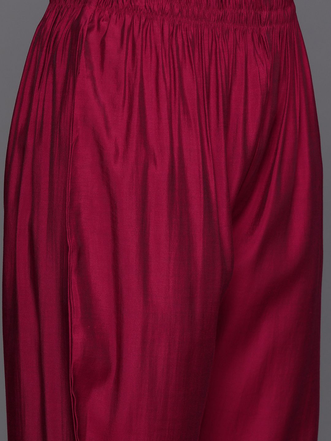 Dhiyona IE Floral Embroidered Regular Thread Work Kurta with Trousers & Dupatta