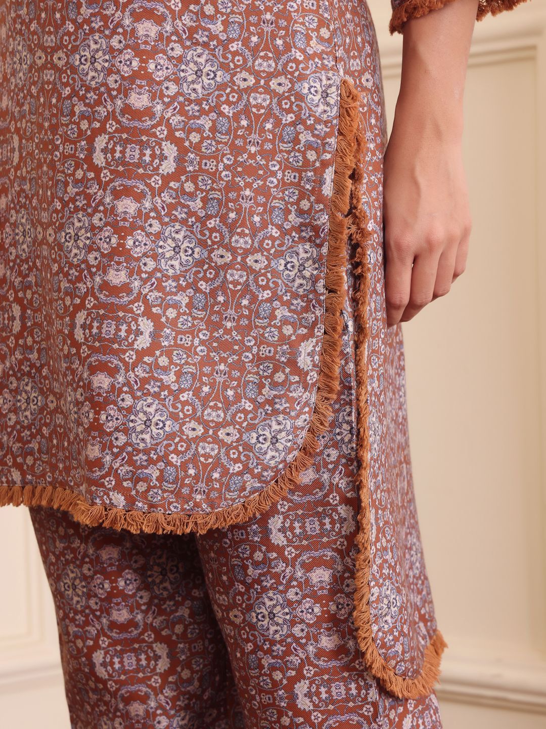 Dhiyona VA Women'sBrown Floral Printed Tie Up Neck High Low Kurta With Trousers