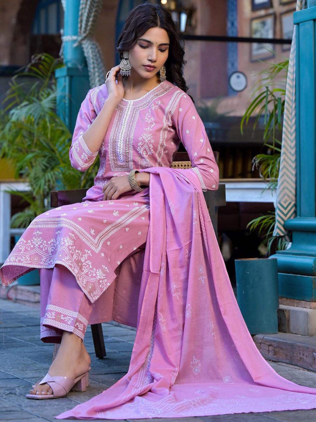 Dhiyona VA Women'sFloral Printed Regular Miirror Work Pure Cotton Kurta With Trouser & Dupatta