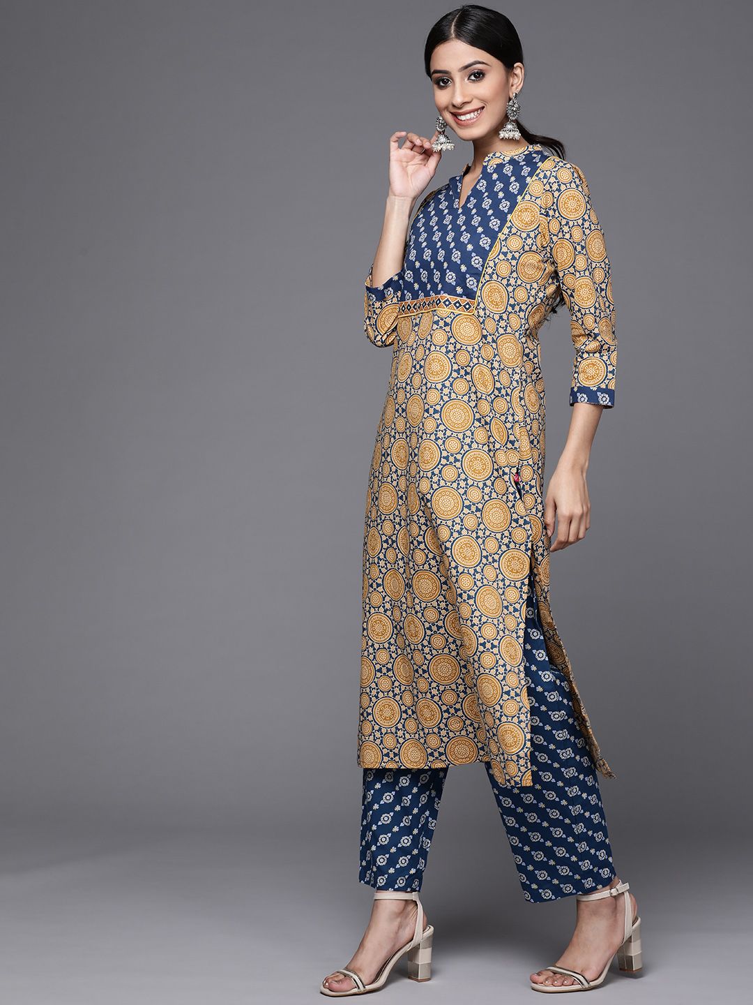 Dhiyona VA Women's Beige & Blue Printed Pure Cotton Kurta with Trousers