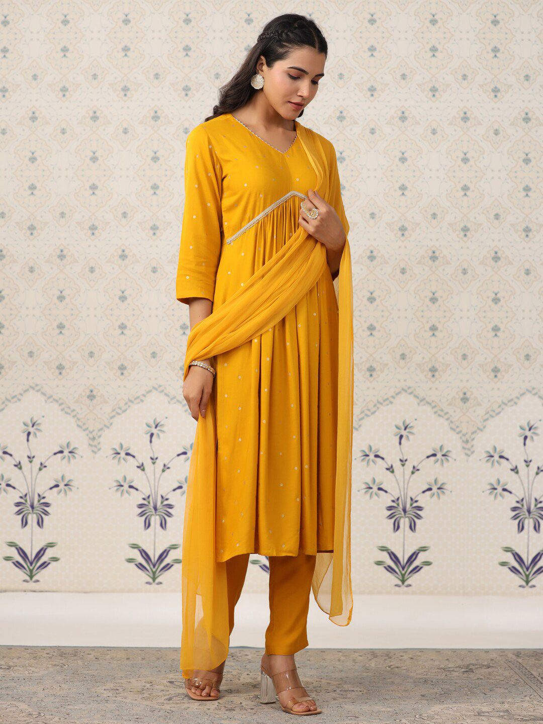Dhiyona OD Geometric Printed Pleated Kurta & Trousers With Dupatta