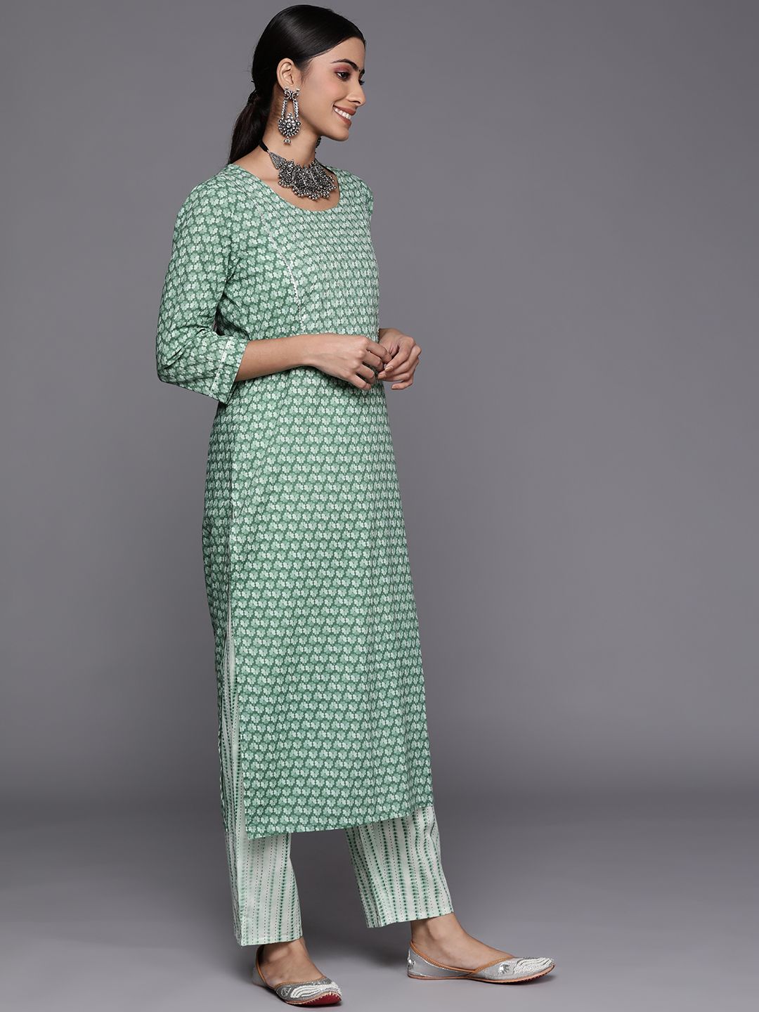 Dhiyona VA Women's Green Floral Printed Pure Cotton Kurta with Trousers & With Dupatta