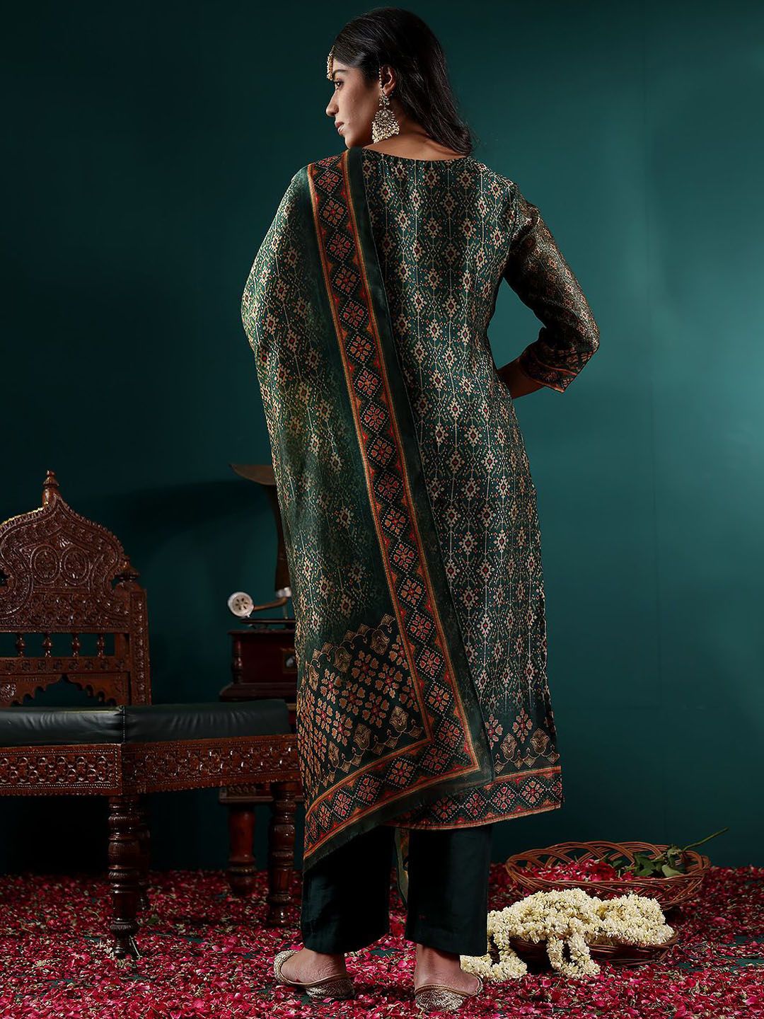 Dhiyona VA Women's Ethnic Motifs Embroidered Regular Chanderi Silk Kurta with Trousers & With Dupatta
