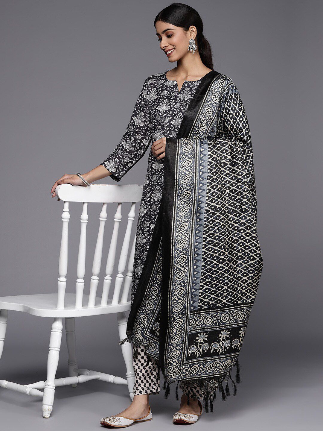 Dhiyona VA Women's Digital Winter Printed Kurta Palazzo &Dupatta