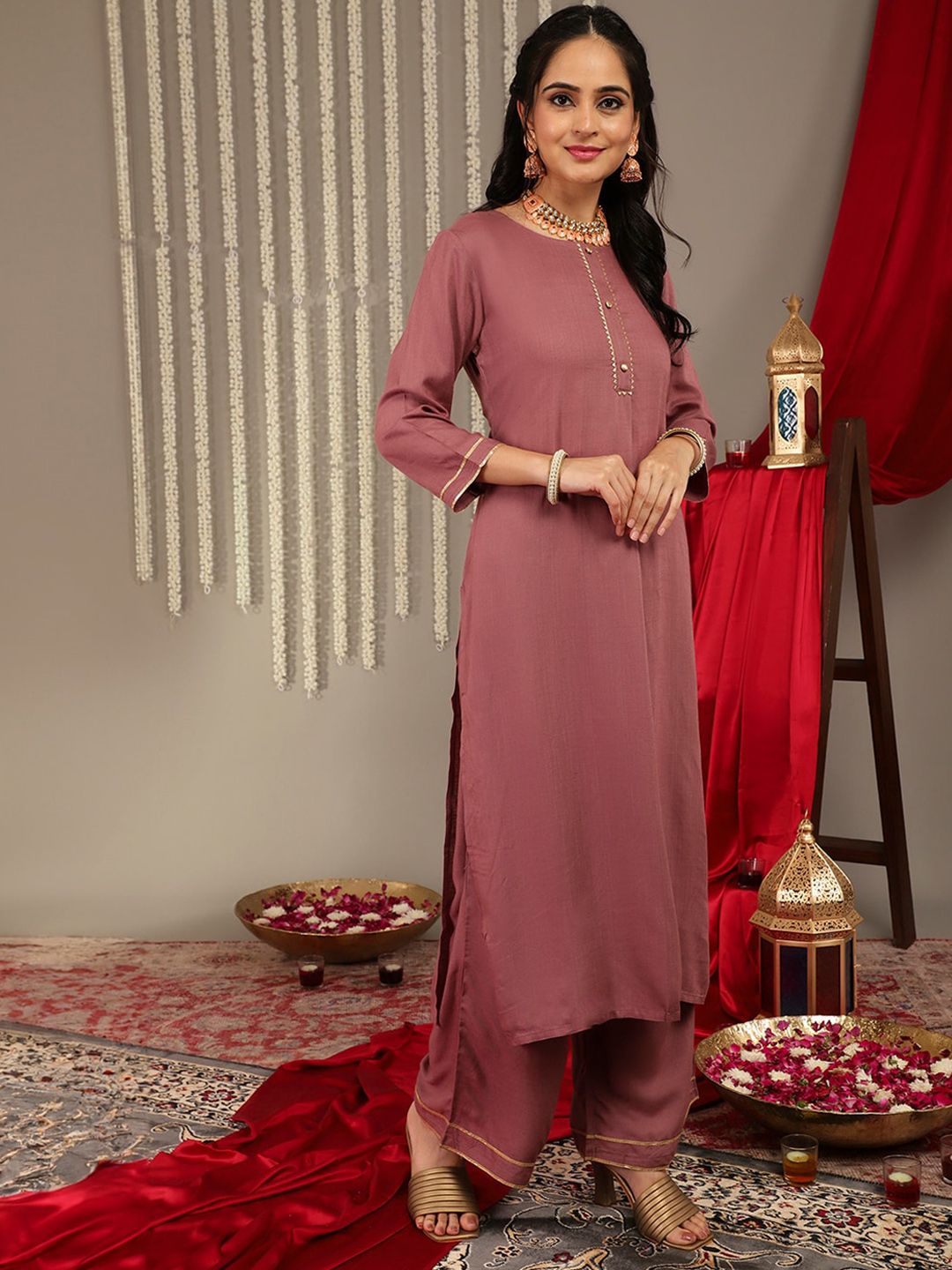 Dhiyona VA Women'sGotta Patti Detail Straight Kurta & Trousers With Dupatta