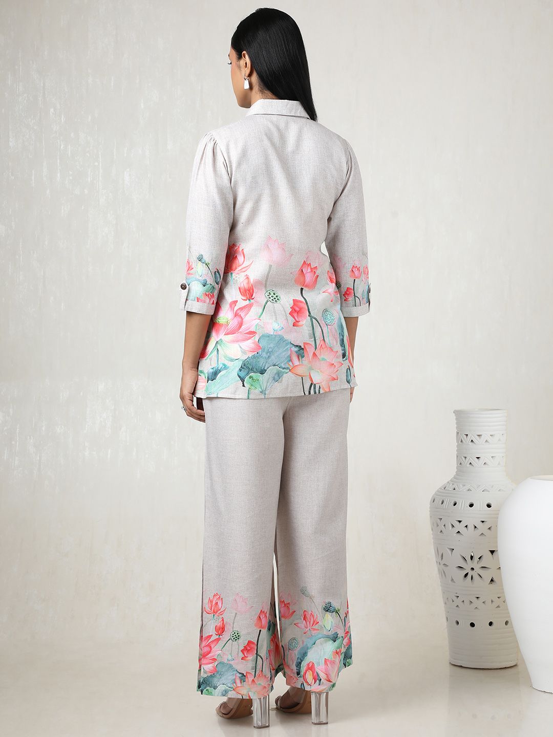 Dhiyona SO Women's Women Floral Printed Angrakha Linen Kurta with Palazzos
