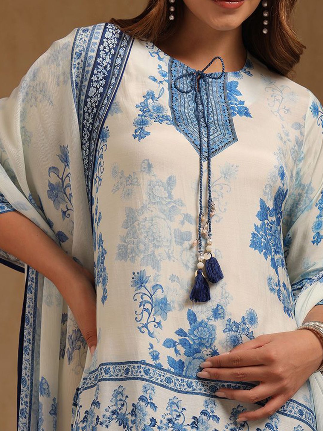Dhiyona SO Women's Women Floral Printed Kurti with Patiala & Dupatta