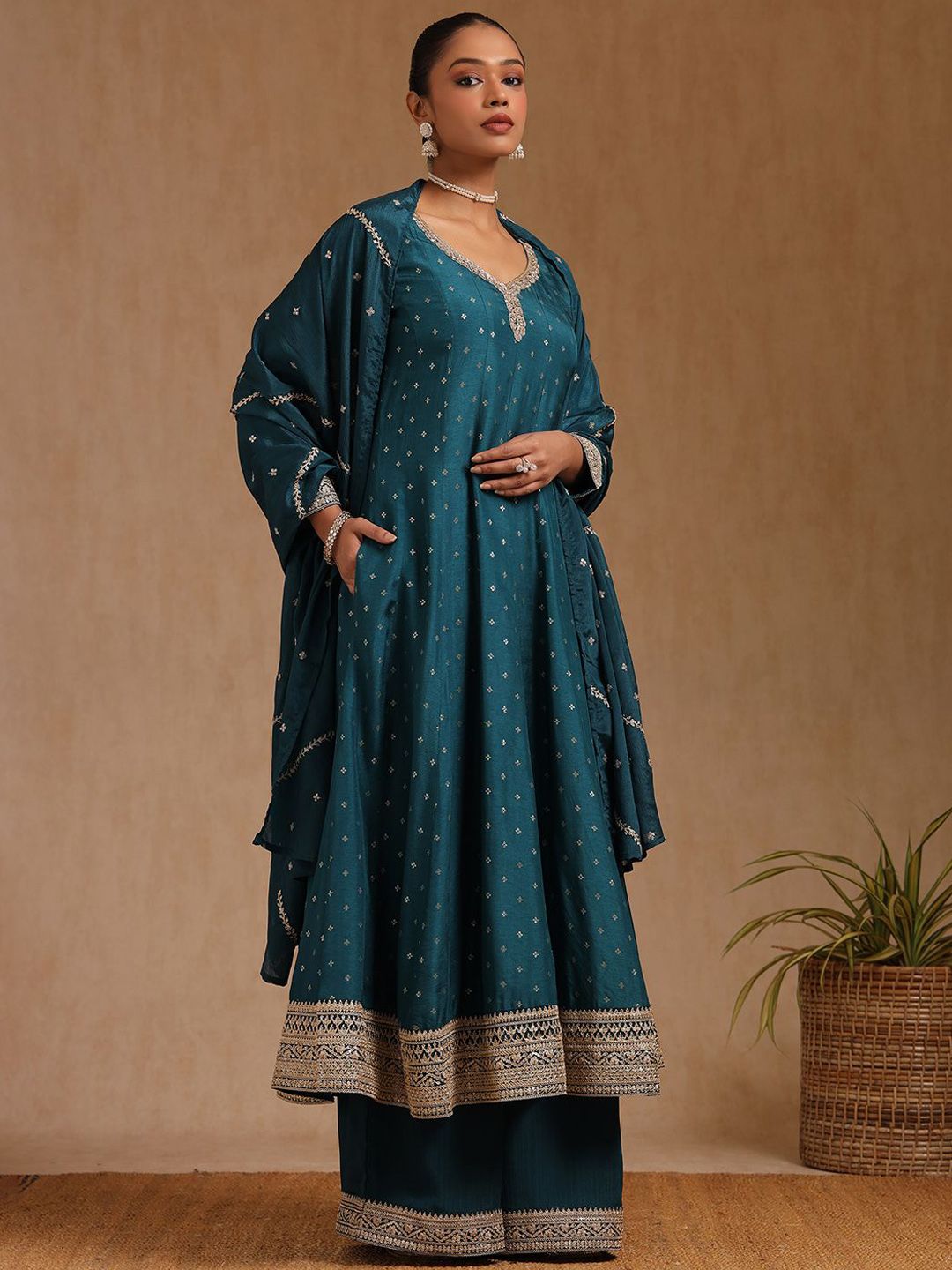 Dhiyona SO Women's Women Floral Sequinned Regular Zardozi Anarkali Suit with Palazzos & Dupatta