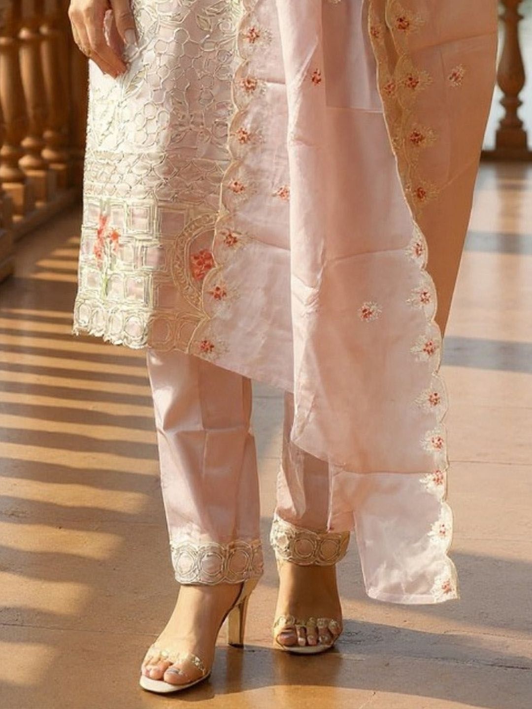 Embroidered V-Neck Thread Work Pure Cotton Straight Kurta With Trousers & Dupatta