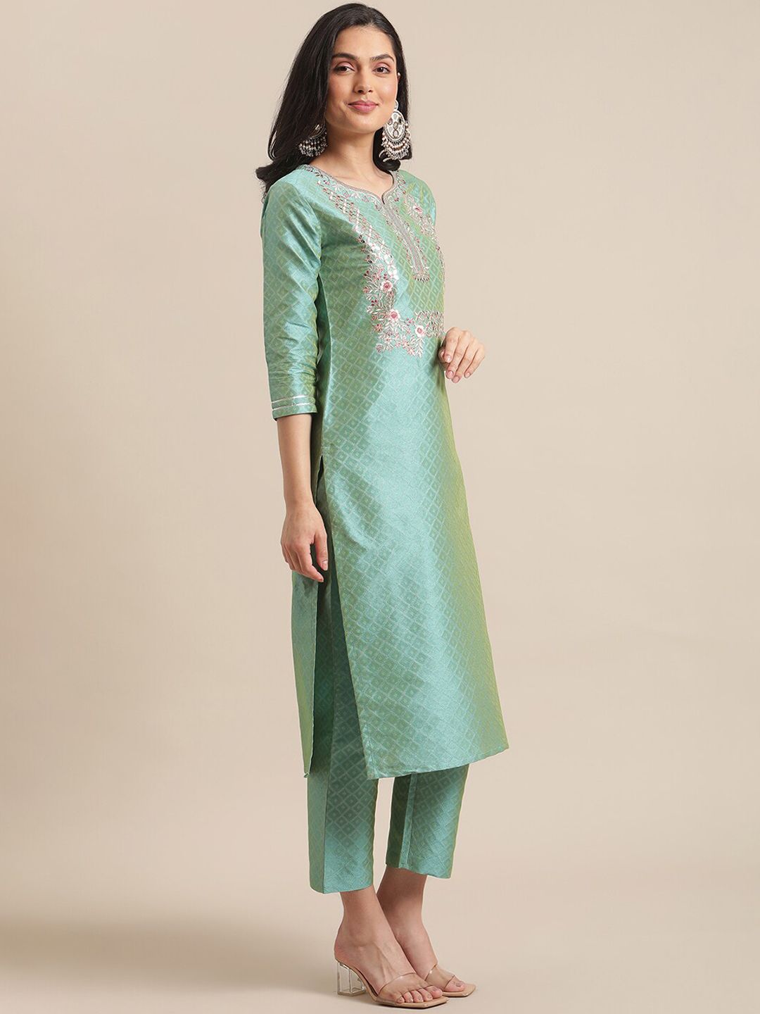 Dhiyona VA Women's Sea Green Thread Embroidered Yoke Textured Kurta with Trouser