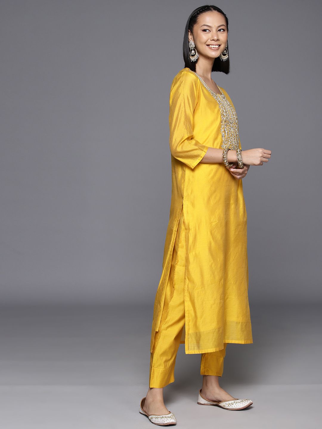 Dhiyona VA Women's Ethnic Motifs Embroidered Chanderi Silk Kurta with Trousers & With Dupatta