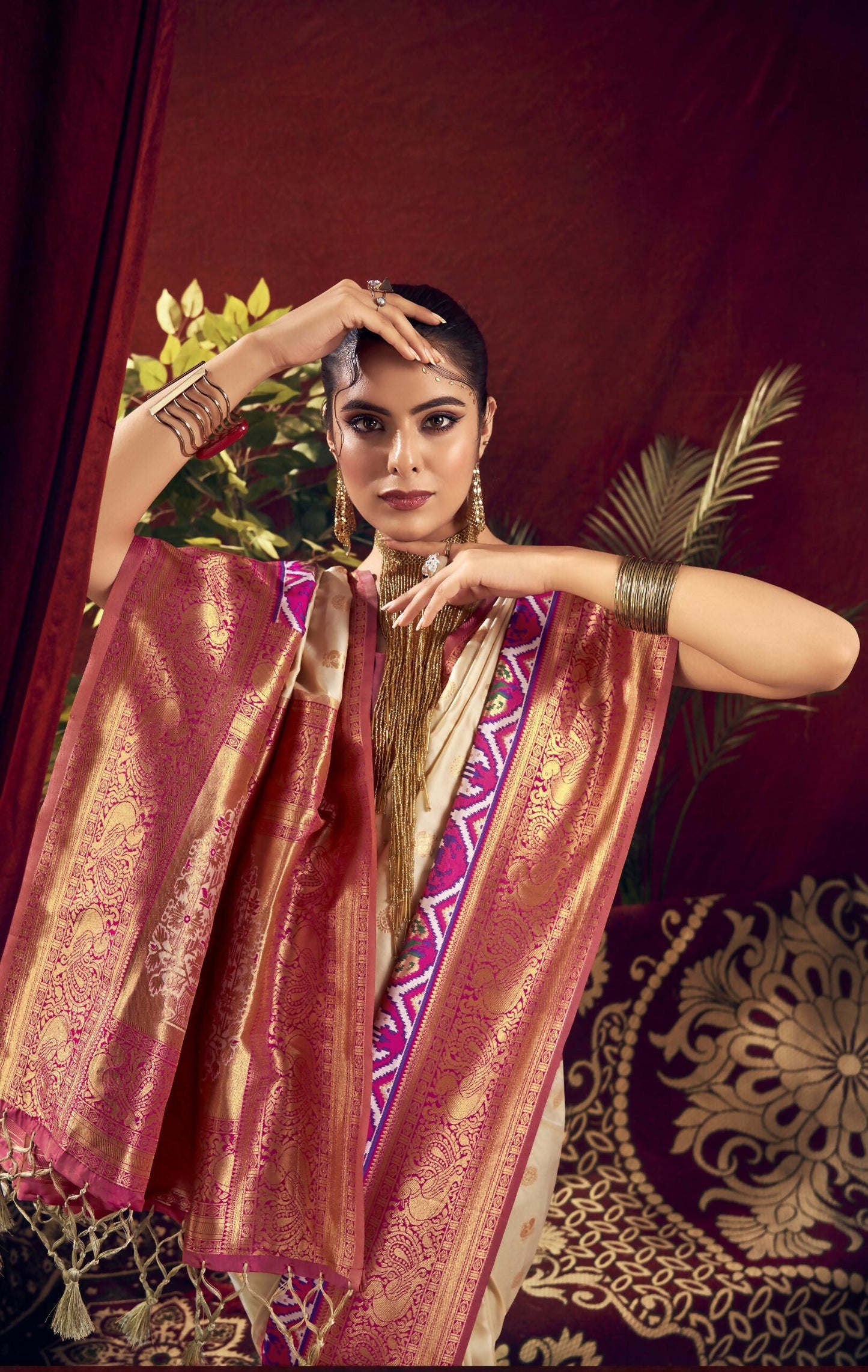Women Paithani Nidhi White Saree With Unstiched Blouse