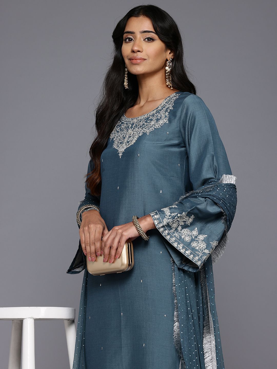 Dhiyona VA Women'sFloral Embroidered Kurta With Trousers & Dupatta
