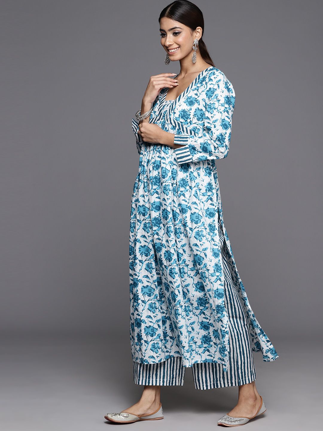 Dhiyona VA Women'sPrinted Regular Kantha Work Pure Cotton Kurta with Palazzos & Dupatta