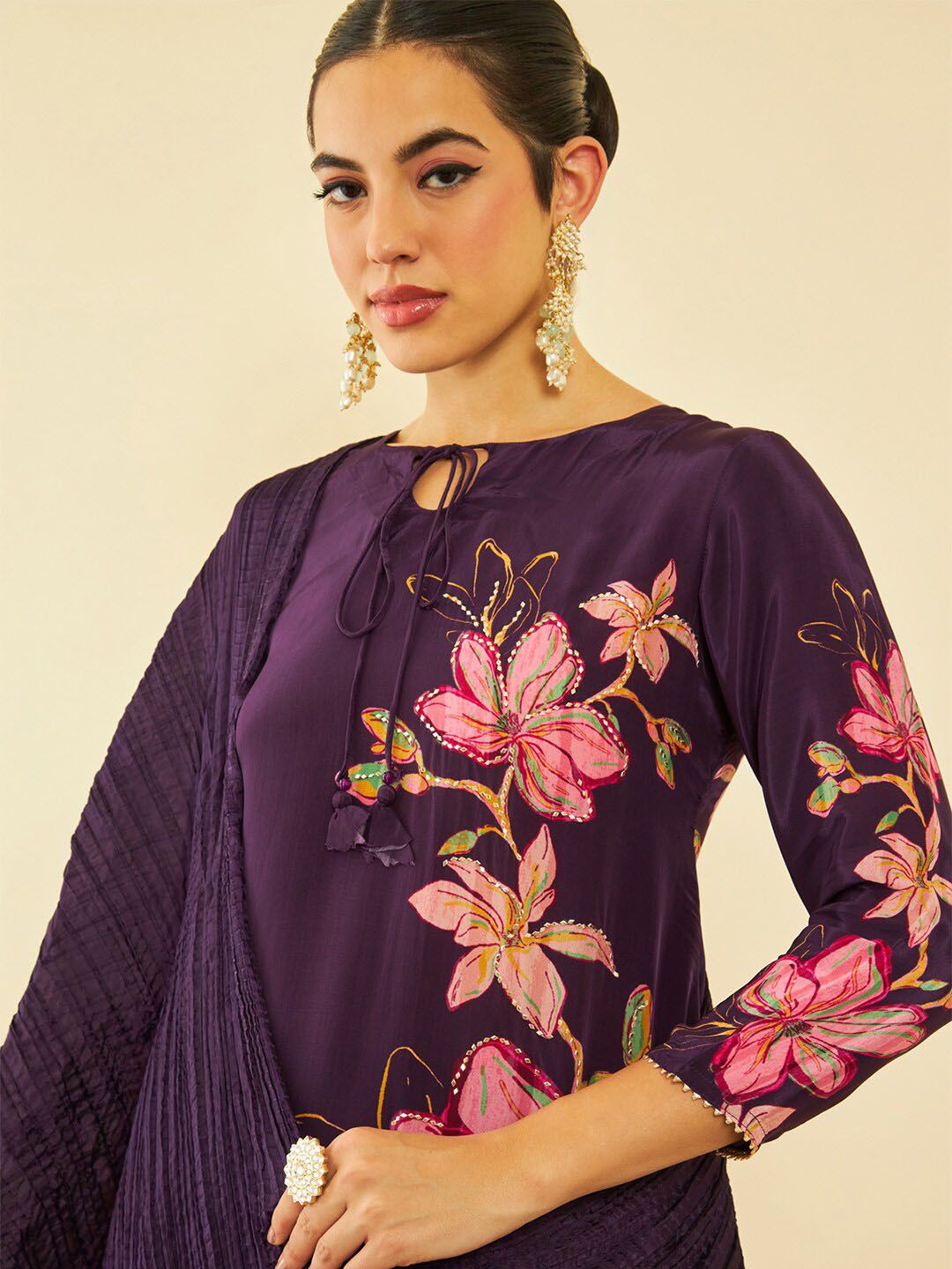 Dhiyona SO Women's Floral Printed Tie-Up Neck Three-Quarter Sleeves Mukaish Kurta Set
