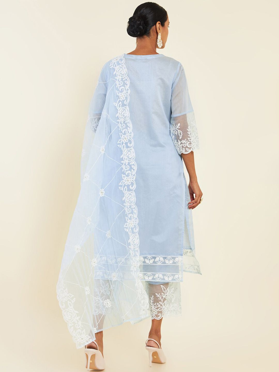Dhiyona SO Women's Blue & White Floral Embroidered Chanderi Silk Kurta With Trousers & Dupatta