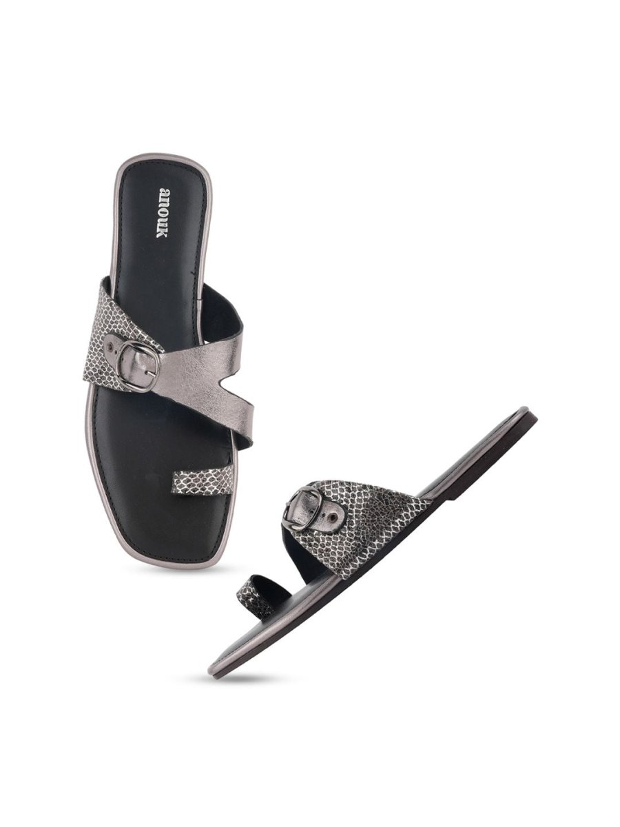 Dhiyona AK Women One Toe Flats