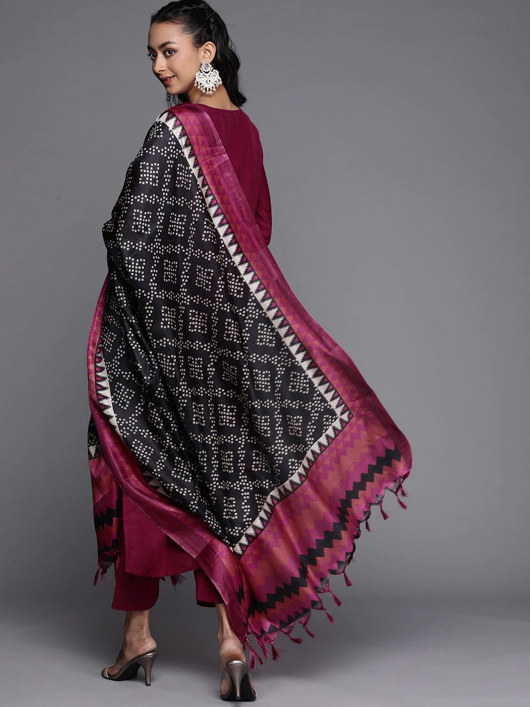 Dhiyona VA Women's Magenta Yoke Design Kurta with Trousers & With Dupatta