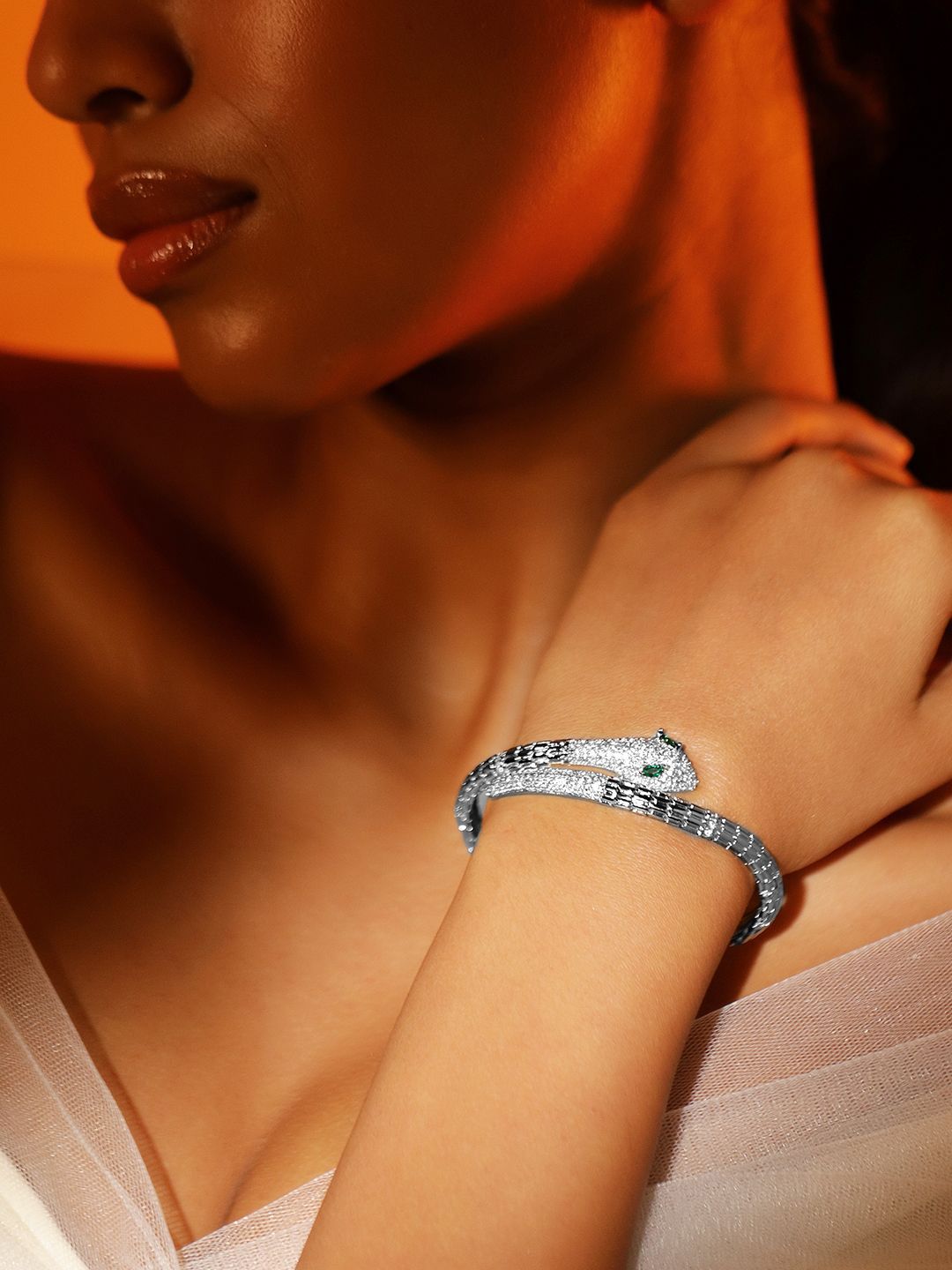 Dhiyona RJ Women's Rhodium-Plated Cubic Zirconia Snake-Inspired Openable Bracelet with Emerald Accents
