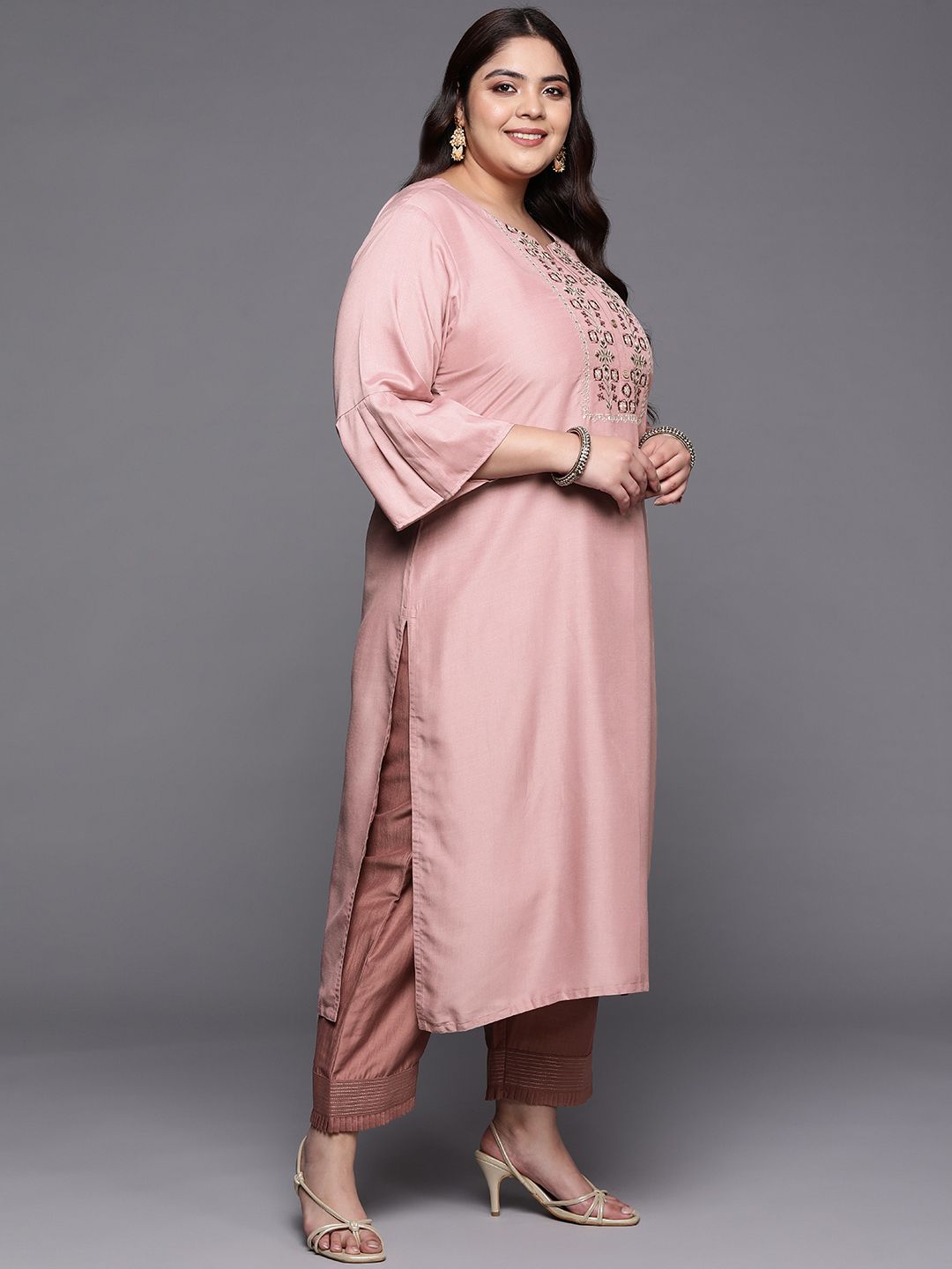 Dhiyona VA Women's Floral Yoke Design Plus Size Kurta with Trousers & With Dupatta
